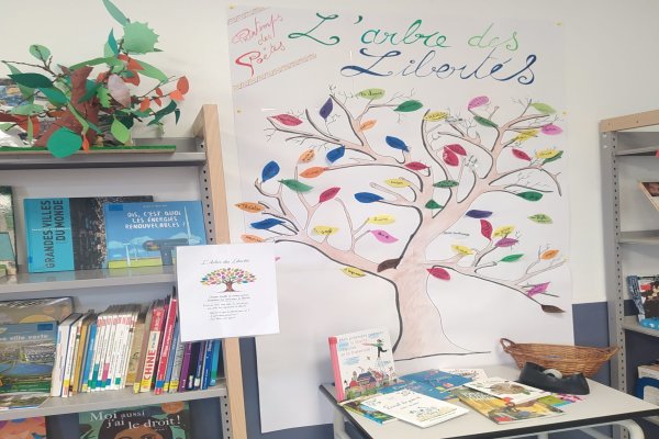 arbre des libertes rempli